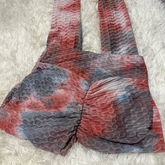 Tie dye scrunch butt leggings - Picture 7 of 7